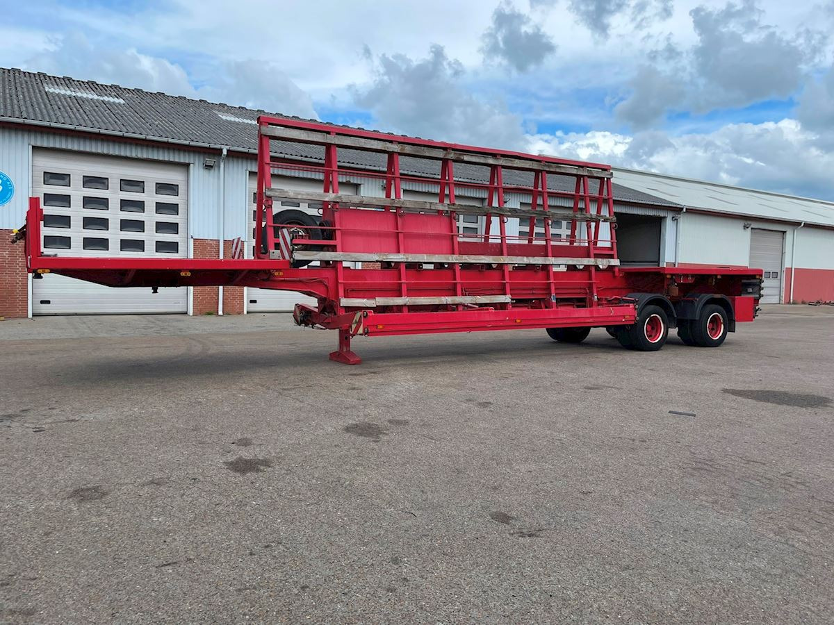 Gintsberg SPA2/20 - Semi-trailer low bed: gambar 1 Gintsberg SPA2/20 - Semi-trailer low bed: gambar 1