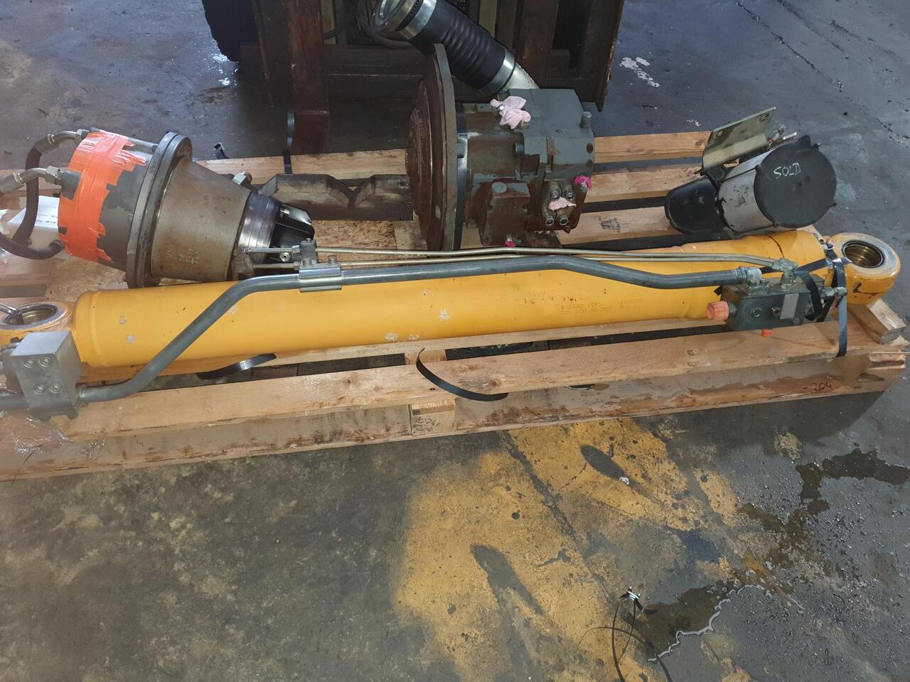 BOTELLA DE BALANCIN LIEBHER R904C - Silinder hidrolik untuk Ekskavator perayap: gambar 3 BOTELLA DE BALANCIN LIEBHER R904C - Silinder hidrolik untuk Ekskavator perayap: gambar 3