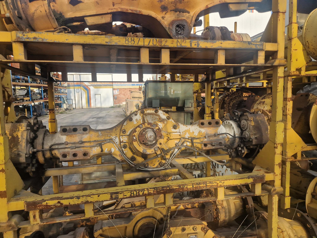 EJE DELANTERO/TRASERO DE VOLVO A25C - Poros dan bagian untuk Peralatan konstruksi: gambar 1 EJE DELANTERO/TRASERO DE VOLVO A25C - Poros dan bagian untuk Peralatan konstruksi: gambar 1