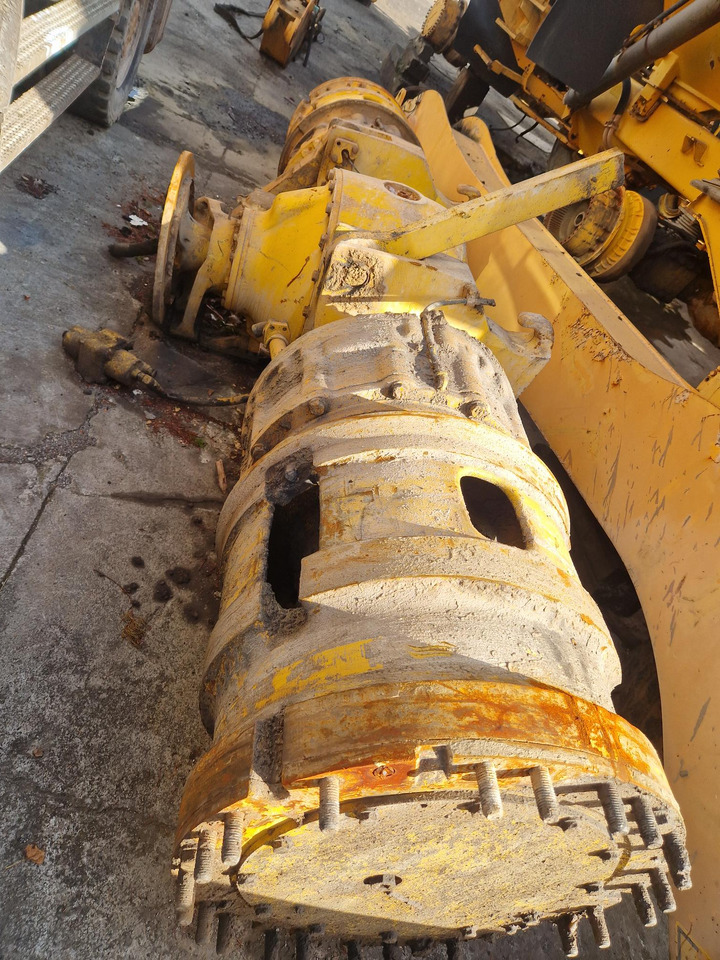EJE TRASERO KOMATSU KWA055HD-4 - Poros dan bagian untuk Peralatan konstruksi: gambar 2 EJE TRASERO KOMATSU KWA055HD-4 - Poros dan bagian untuk Peralatan konstruksi: gambar 2