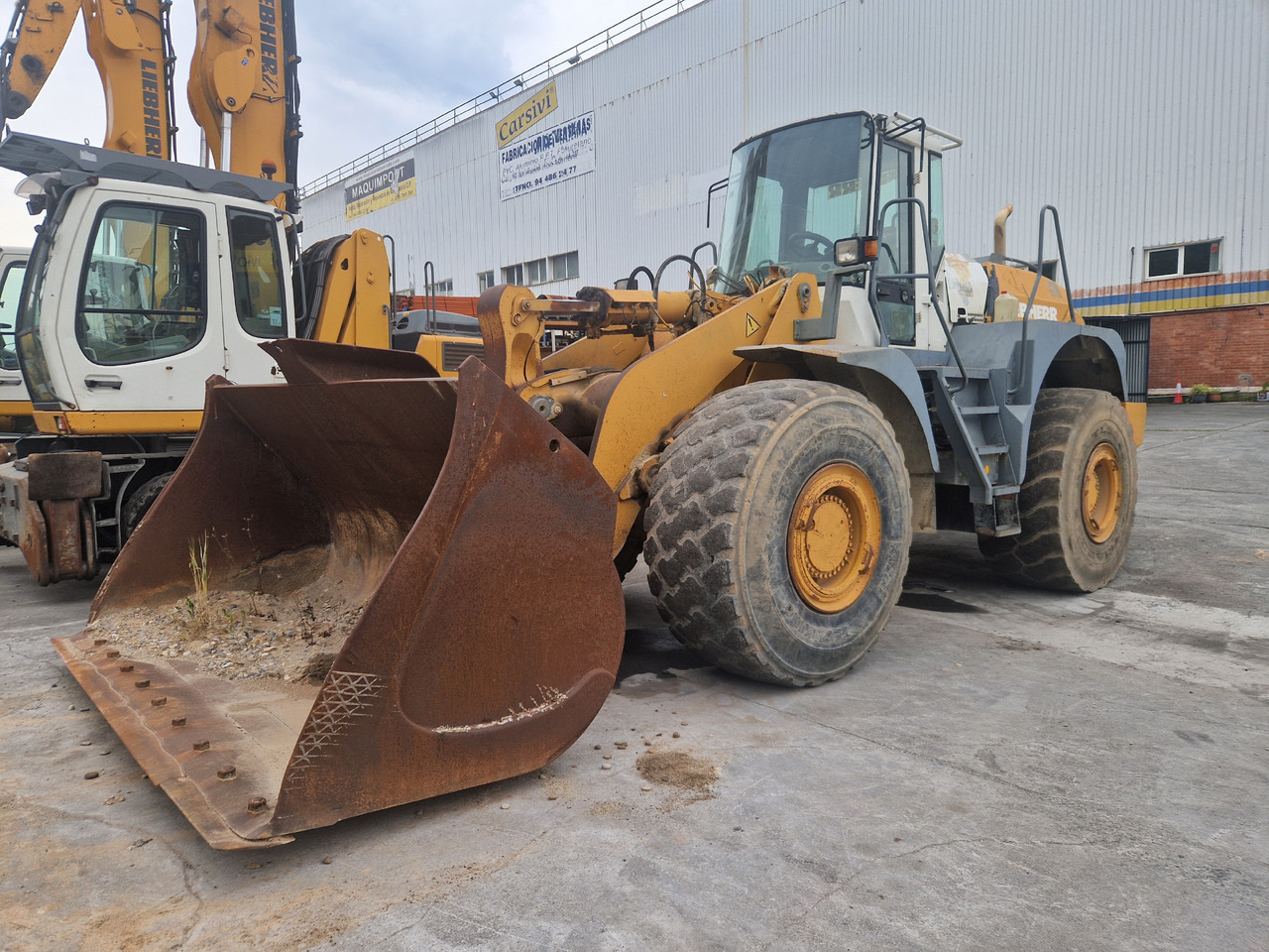 LIEBHERR L564 N/S: 4620899 (2001) - Wheel loader: gambar 2 LIEBHERR L564 N/S: 4620899 (2001) - Wheel loader: gambar 2