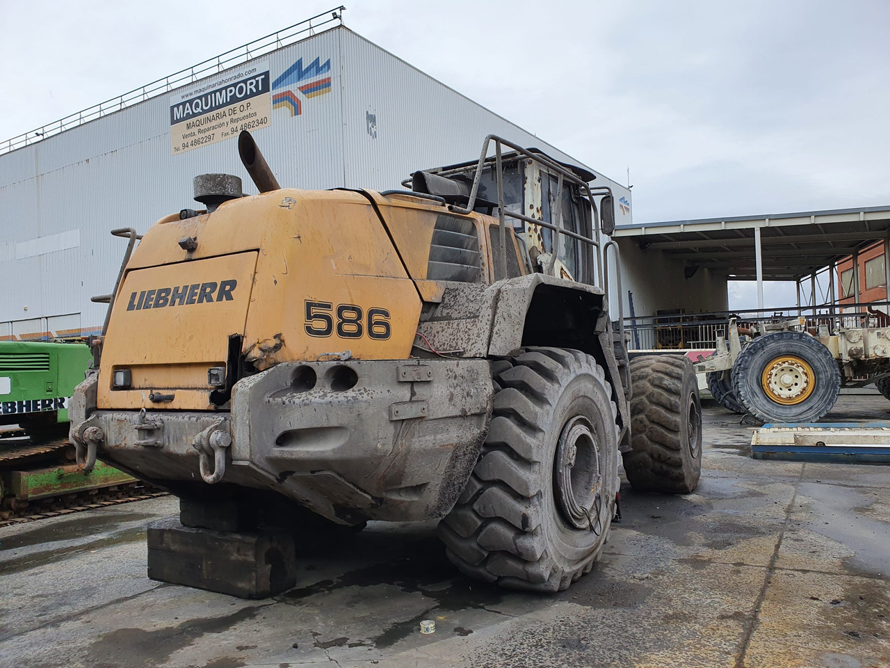 LIEBHERR L586 (2012) N/S: VATZ0461KZB032127 - Wheel loader: gambar 1 LIEBHERR L586 (2012) N/S: VATZ0461KZB032127 - Wheel loader: gambar 1