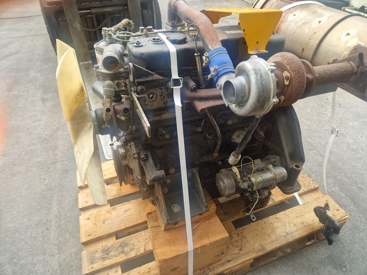 MOTOR ISUZU 4BD1PTA-14 - Mesin untuk Peralatan konstruksi: gambar 3 MOTOR ISUZU 4BD1PTA-14 - Mesin untuk Peralatan konstruksi: gambar 3