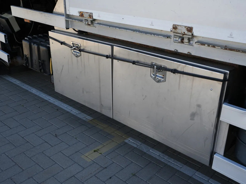 DAF CF 85 FAN Kraanwagen met bak, 47 t. HMF kraan - Truk derek: gambar 5 DAF CF 85 FAN Kraanwagen met bak, 47 t. HMF kraan - Truk derek: gambar 5