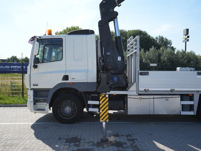 DAF CF 85 FAN Kraanwagen met bak, 47 t. HMF kraan - Truk derek: gambar 4 DAF CF 85 FAN Kraanwagen met bak, 47 t. HMF kraan - Truk derek: gambar 4
