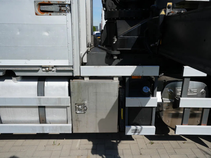 Truk derek DAF CF 85 FAN Kraanwagen met bak, 47 t. HMF kraan: gambar 12