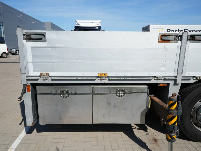 Truk derek DAF CF 85 FAN Kraanwagen met bak, 47 t. HMF kraan: gambar 11