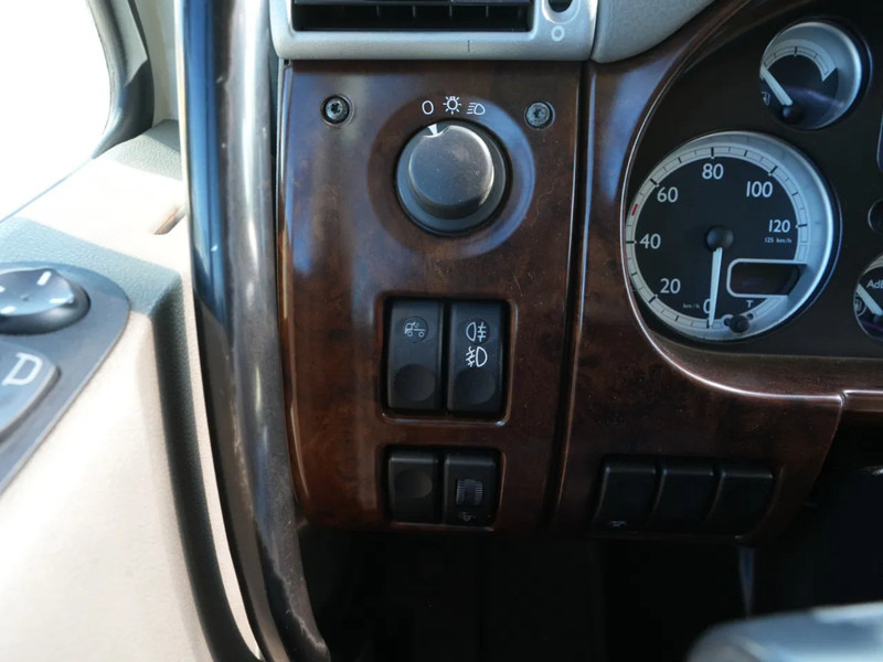 Truk derek DAF CF 85 FAN Kraanwagen met bak, 47 t. HMF kraan: gambar 19