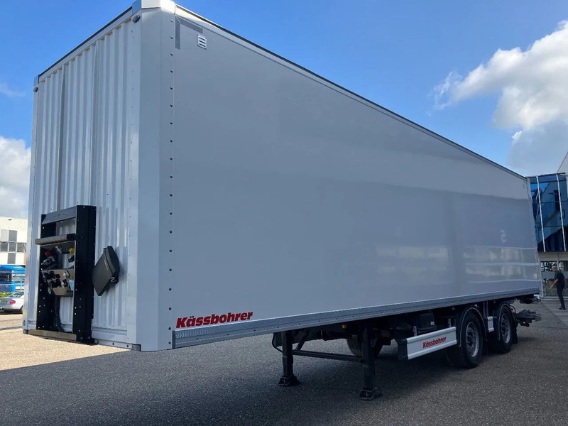 Kässbohrer SBT CS / 20-12 / 18 2-as City Box trailer met DHollandia onderschuifklep, geïsoleerd dak en Tridec besturing - Semi-trailer kotak tertutup: gambar 5 Kässbohrer SBT CS / 20-12 / 18 2-as City Box trailer met DHollandia onderschuifklep, geïsoleerd dak en Tridec besturing - Semi-trailer kotak tertutup: gambar 5
