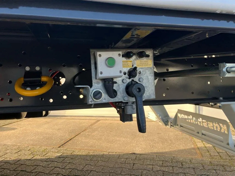 Semi-trailer dengan terpal samping baru Kässbohrer SCS X / 90 - 12 / 27 Schuifzeilen met twee liftassen en hefdak 500mm: gambar 11 Semi-trailer dengan terpal samping baru Kässbohrer SCS X / 90 - 12 / 27 Schuifzeilen met twee liftassen en hefdak 500mm: gambar 11