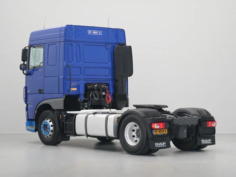 DAF XF 450 FT, Space Cab, PTO, New Tacho 7 Stuks op Voorraad - Tractor head: gambar 3 DAF XF 450 FT, Space Cab, PTO, New Tacho 7 Stuks op Voorraad - Tractor head: gambar 3