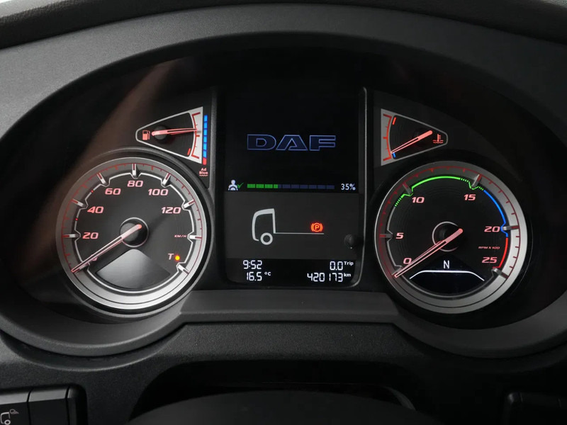 Tractor head DAF XF 480 FT Super Space Cab, 2x Tanks, PTO Prep: gambar 17 Tractor head DAF XF 480 FT Super Space Cab, 2x Tanks, PTO Prep: gambar 17