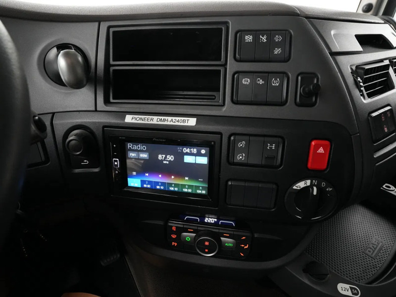 Tractor head DAF XF 480 FT, Super Space Cab: gambar 18 Tractor head DAF XF 480 FT, Super Space Cab: gambar 18