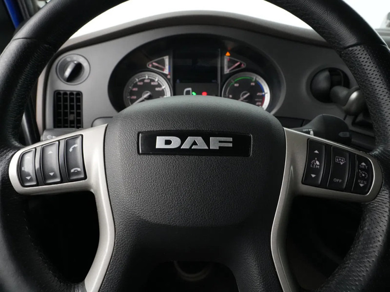 Tractor head DAF XF 530 FT, Manual Gearbox, Retarder, StandAirco: gambar 18