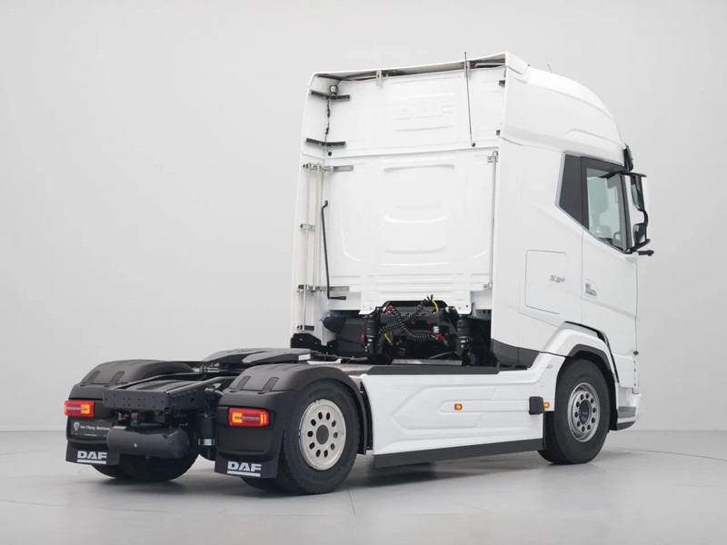DAF XG+ 530 FT EXCLUSIVE AUDIO - INTARDER FULL AIR SUSPENSION - Tractor head: gambar 5 DAF XG+ 530 FT EXCLUSIVE AUDIO - INTARDER FULL AIR SUSPENSION - Tractor head: gambar 5
