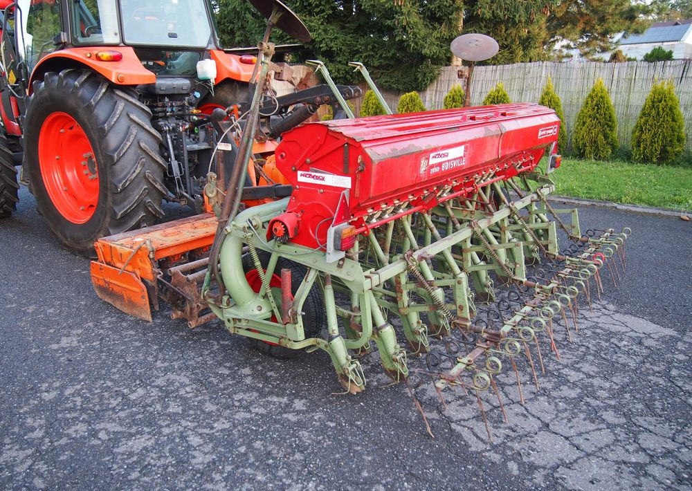 Agregat uprawowo-siewny Maschio 300 1998 Agregat uprawowo-siewny Maschio Nodet - Menggabungkan bor benih: gambar 2 Agregat uprawowo-siewny Maschio 300 1998 Agregat uprawowo-siewny Maschio Nodet - Menggabungkan bor benih: gambar 2