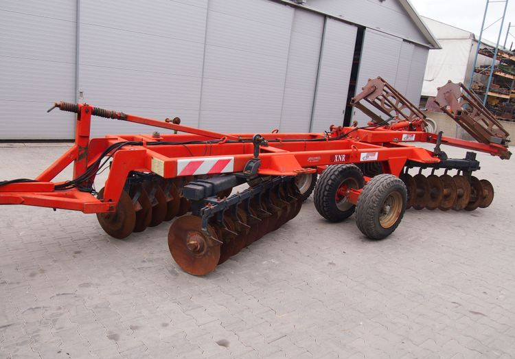 Brona talerzowa GREGOIRE-BESSON talerzówka 3,5m Brona talerzowa 3,5m z wałem - Garu cakram: gambar 3 Brona talerzowa GREGOIRE-BESSON talerzówka 3,5m Brona talerzowa 3,5m z wałem - Garu cakram: gambar 3