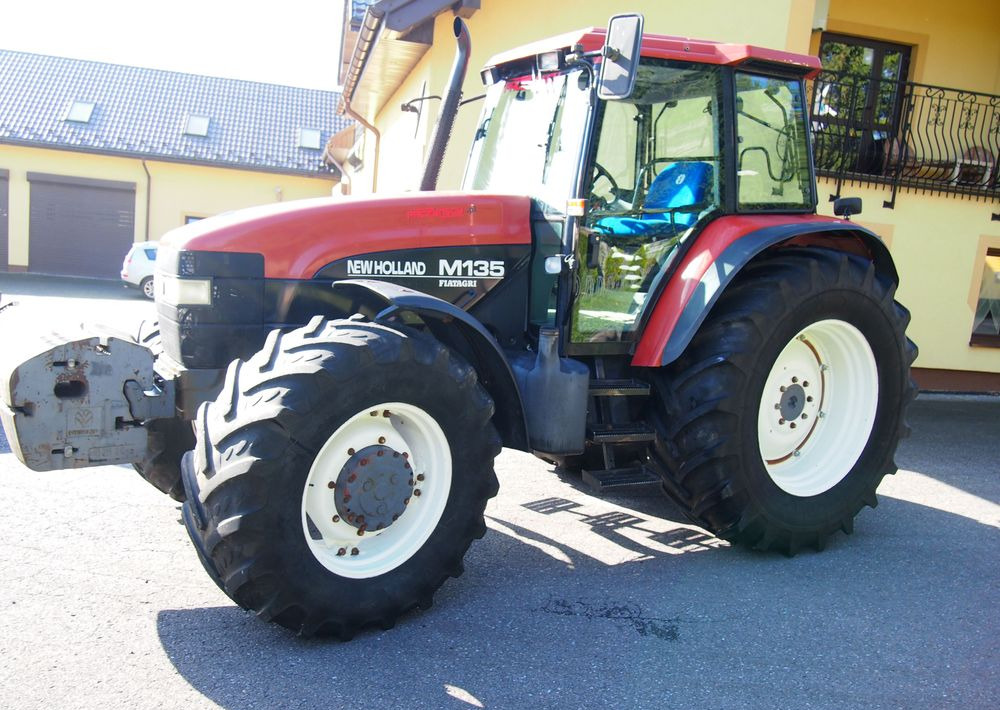 Ciągnik New Holland NH M 135 1998 NEW HOLLAND TM M135 - Traktor: gambar 5 Ciągnik New Holland NH M 135 1998 NEW HOLLAND TM M135 - Traktor: gambar 5