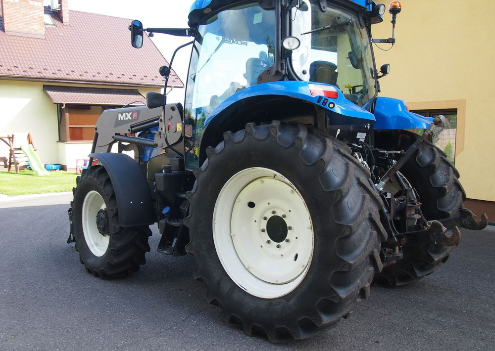 Ciągnik New Holland NH T6.140 2016 New Holland z Ładowaczem czołowym TUR - Traktor: gambar 4 Ciągnik New Holland NH T6.140 2016 New Holland z Ładowaczem czołowym TUR - Traktor: gambar 4