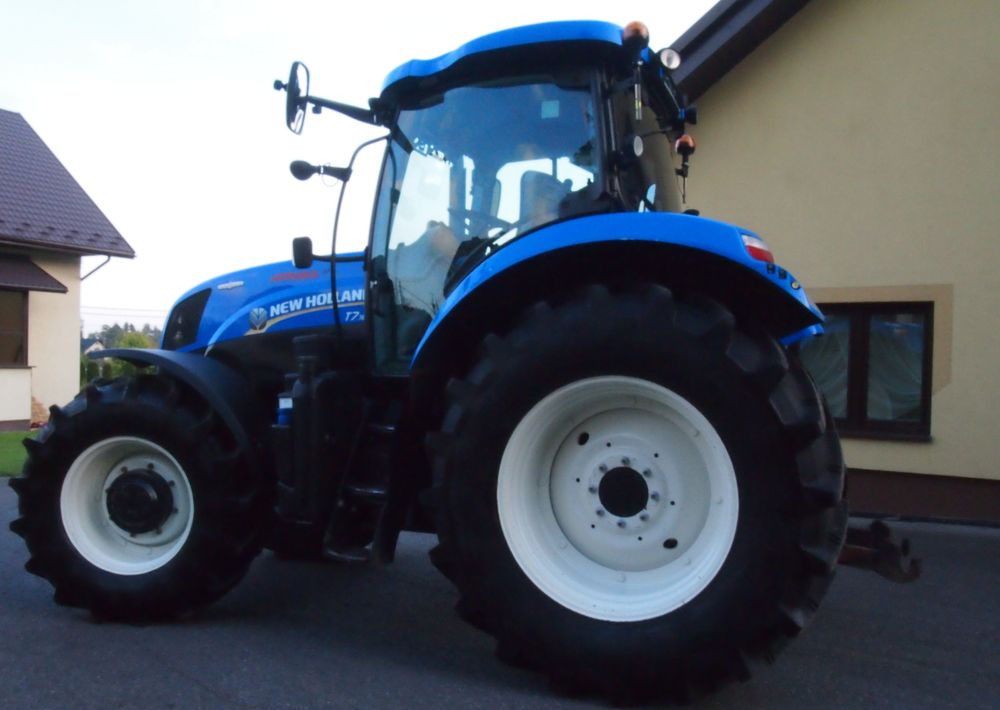 Traktor Ciągnik New Holland T7.185 2013 New Holland Autocommand i TUZ: gambar 6