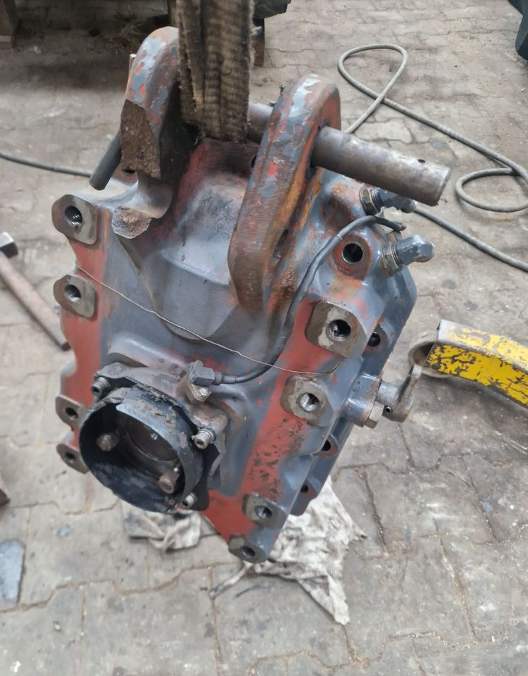 Części do Ciągnika New Holland NH TM, M Kompletna Obudowa WOM New Holland TM120,TM130,TM140,TM155,Case MXM 120, - Penularan untuk Peralatan pertanian: gambar 1 Części do Ciągnika New Holland NH TM, M Kompletna Obudowa WOM New Holland TM120,TM130,TM140,TM155,Case MXM 120, - Penularan untuk Peralatan pertanian: gambar 1