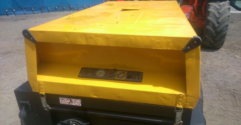 Kompresor Atlas Copco Atlas copco XAS 97 2015 Kompresor sprężarka śrubowa+ agregat prądotwórczy 12KVA - Kompresor udara: gambar 5 Kompresor Atlas Copco Atlas copco XAS 97 2015 Kompresor sprężarka śrubowa+ agregat prądotwórczy 12KVA - Kompresor udara: gambar 5