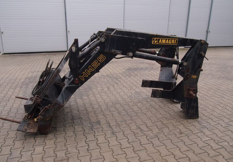 Ładowacz czołowy Amagri HM 25 1999 Tur AMAGRI do Renault 90-34 - Pemuat depan untuk traktor: gambar 1 Ładowacz czołowy Amagri HM 25 1999 Tur AMAGRI do Renault 90-34 - Pemuat depan untuk traktor: gambar 1