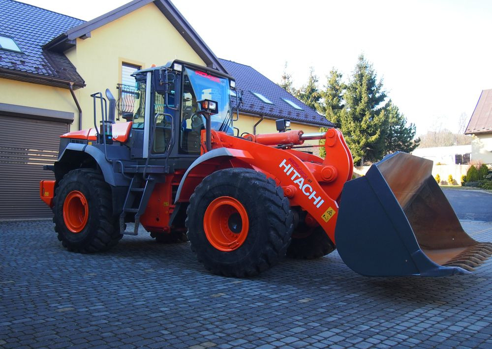 Ładowarka Hitachi ZW250 2010 Ładowarka Hitachi Waga, Centralne smarowanie - Wheel loader: gambar 3 Ładowarka Hitachi ZW250 2010 Ładowarka Hitachi Waga, Centralne smarowanie - Wheel loader: gambar 3