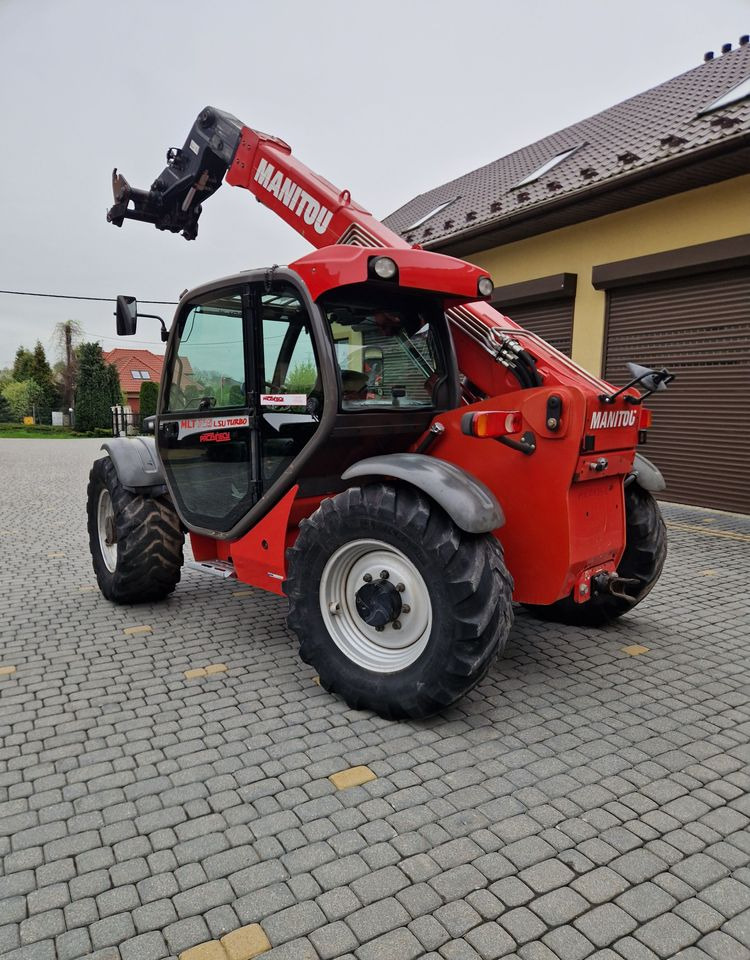 Ładowarka teleskopowa Manitou MLT 735-120 LSU 2012 Ładowarka teleskopowa Manitou MLT 735-120 LSU - Telehandler: gambar 3 Ładowarka teleskopowa Manitou MLT 735-120 LSU 2012 Ładowarka teleskopowa Manitou MLT 735-120 LSU - Telehandler: gambar 3