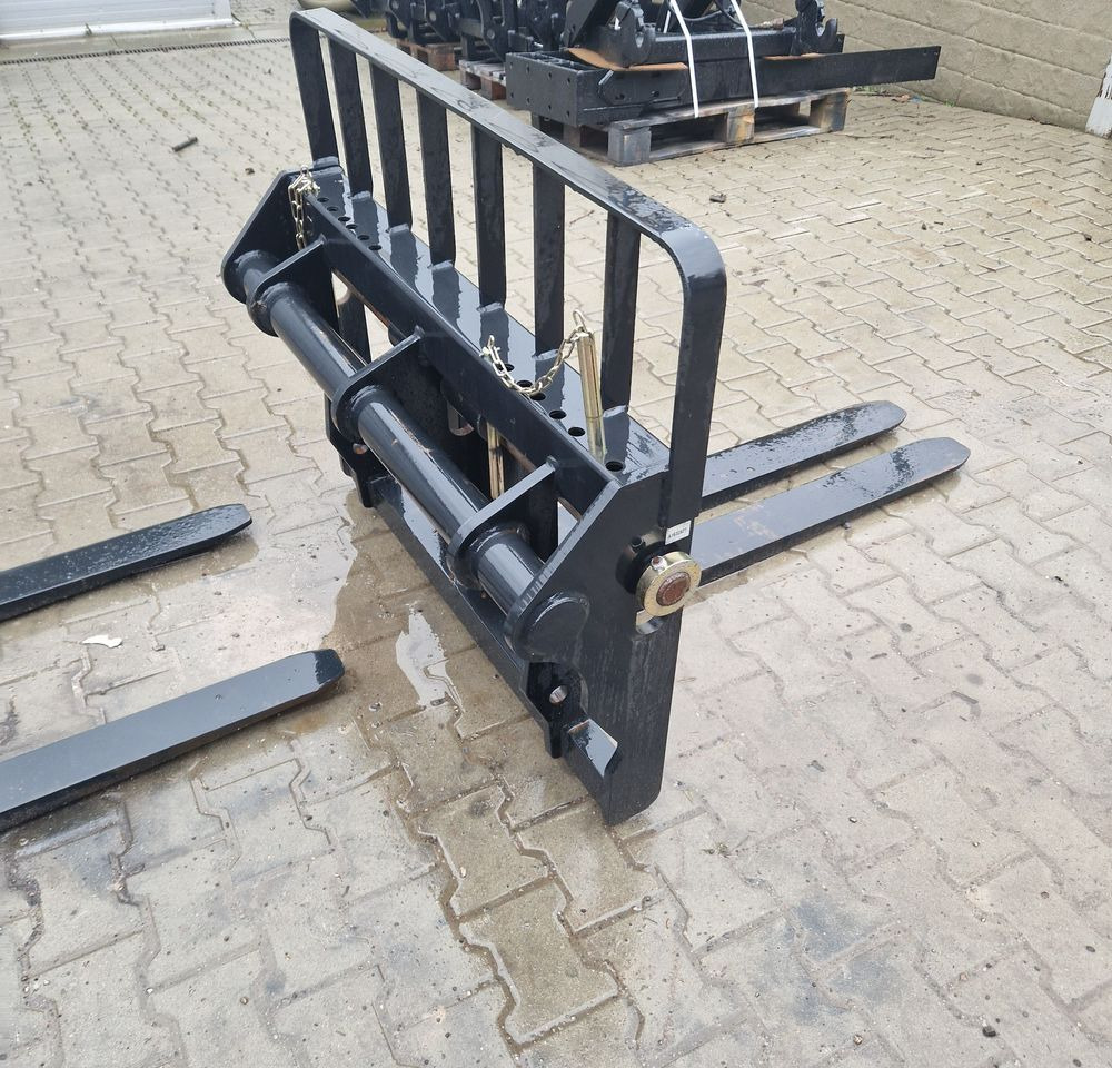 Ładowarka teleskopowa Manitou MLT MT MRT 2022 NOWE Widły do Palet MANITOU - Garpu rumput: gambar 1 Ładowarka teleskopowa Manitou MLT MT MRT 2022 NOWE Widły do Palet MANITOU - Garpu rumput: gambar 1