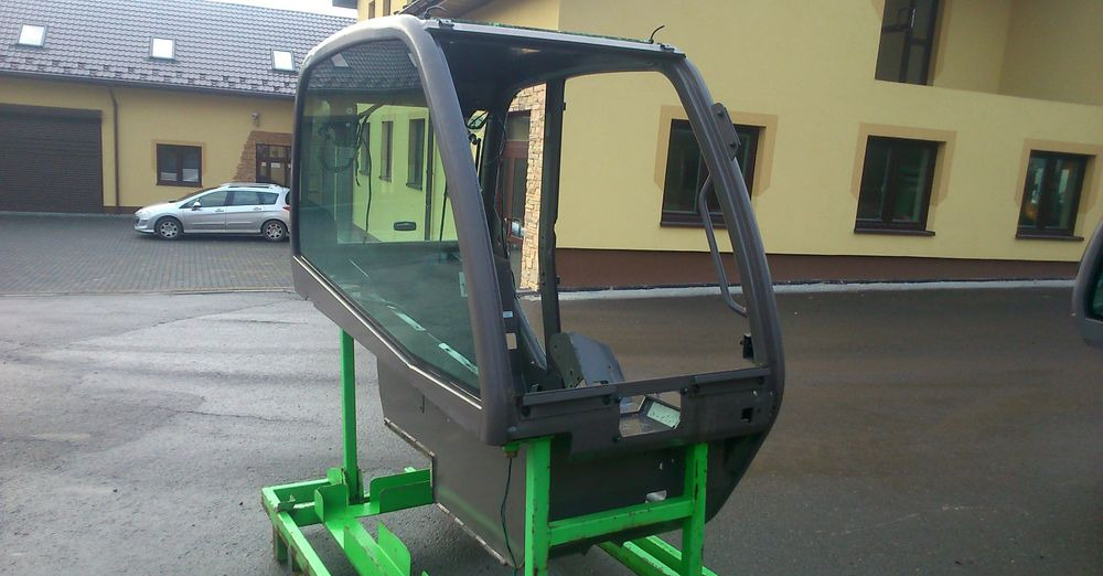 Ładowarka teleskopowa Manitou MT, MLT 2005 Kabina do Manitou - Kabin untuk Peralatan untuk menangani material: gambar 5 Ładowarka teleskopowa Manitou MT, MLT 2005 Kabina do Manitou - Kabin untuk Peralatan untuk menangani material: gambar 5