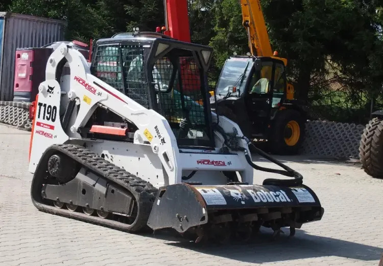 Miniładowarka Bobcat T190 2012 - Track loader yang ringkas: gambar 4 Miniładowarka Bobcat T190 2012 - Track loader yang ringkas: gambar 4