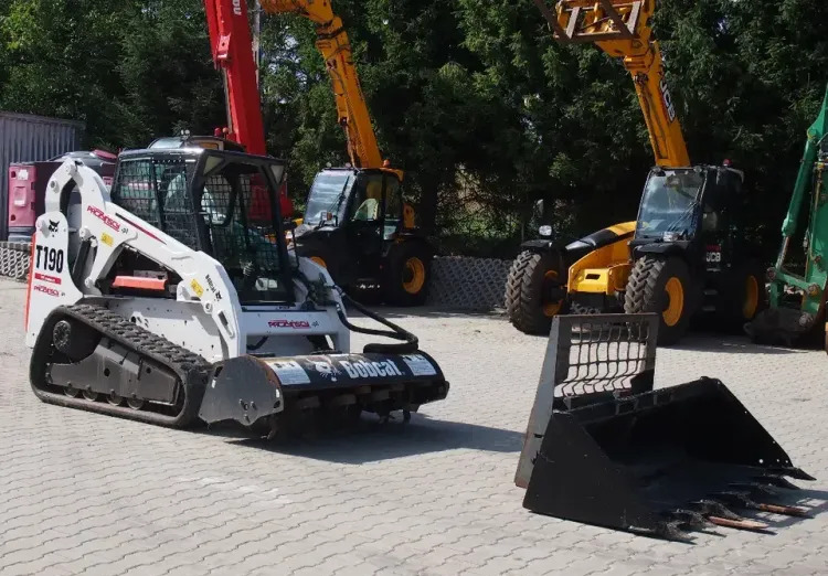 Miniładowarka Bobcat T190 2012 - Track loader yang ringkas: gambar 2 Miniładowarka Bobcat T190 2012 - Track loader yang ringkas: gambar 2