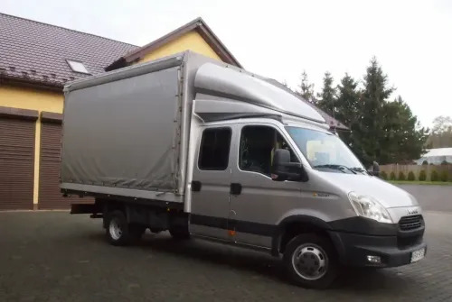 Samochód Iveco Daily 35c21 2012 DMC 3,5T DOKA dubel kabina - Van dengan terpal samping, Van kombi: gambar 1 Samochód Iveco Daily 35c21 2012 DMC 3,5T DOKA dubel kabina - Van dengan terpal samping, Van kombi: gambar 1