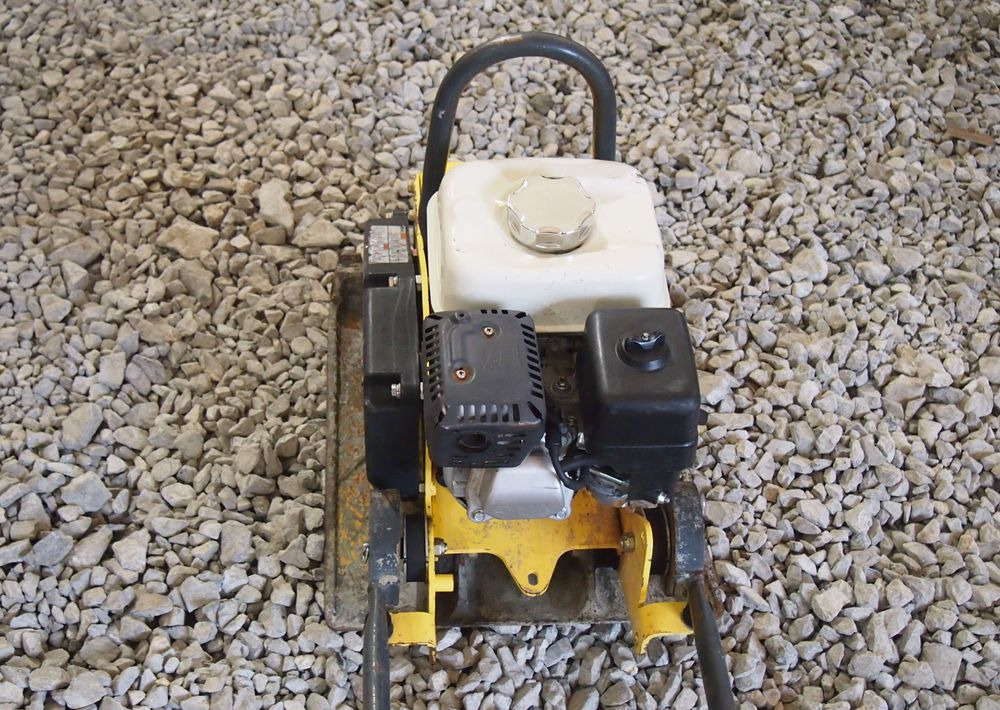 Ubijarka Bomag BVP 18/45 2019 Zagęszczarka Bomag 91 - Pelat getar: gambar 2 Ubijarka Bomag BVP 18/45 2019 Zagęszczarka Bomag 91 - Pelat getar: gambar 2