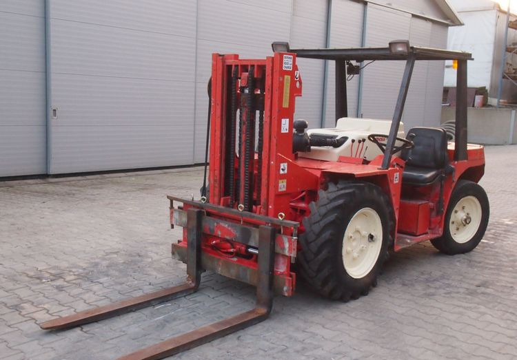 Wózek widłowy Manitou MC.20.HP 1992 - Forklift diesel: gambar 2 Wózek widłowy Manitou MC.20.HP 1992 - Forklift diesel: gambar 2