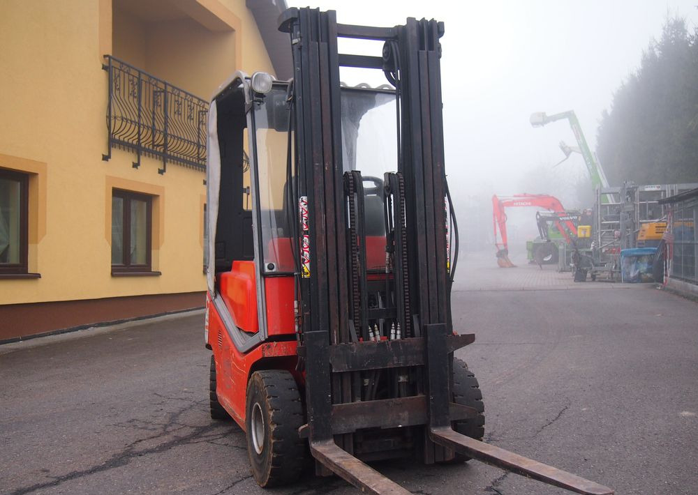 Wózek widłowy Toyota 8f 2011 TRIPLEX - Forklift LPG: gambar 3 Wózek widłowy Toyota 8f 2011 TRIPLEX - Forklift LPG: gambar 3