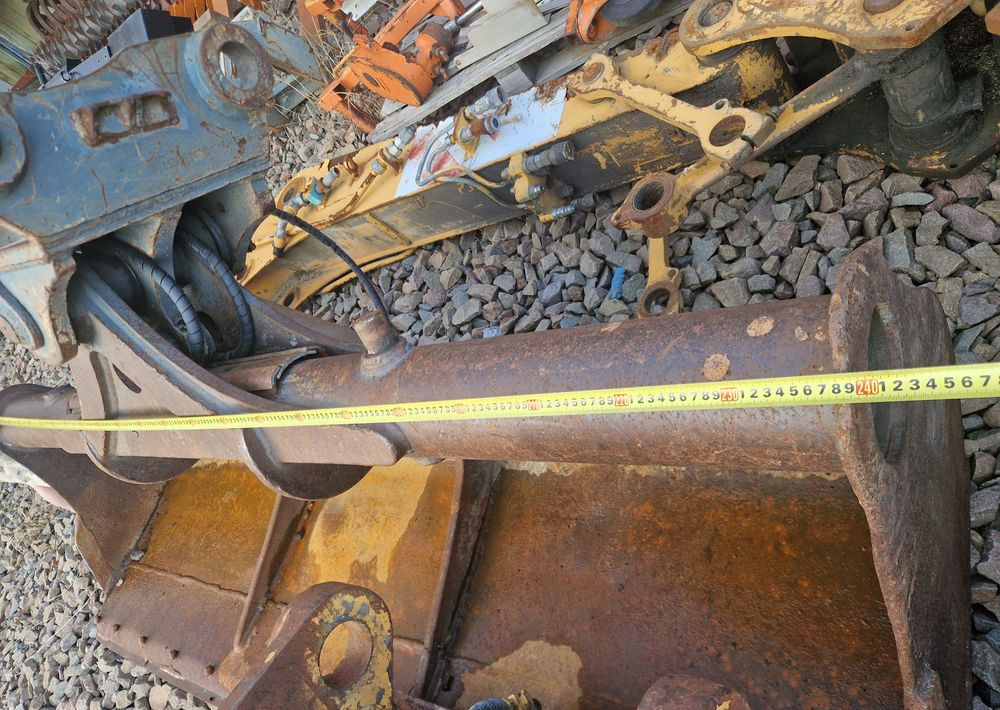 Wyposażenie Liebherr 2400 2010 Łyżka skarpowa hydrauliczna - Ember ekskavator: gambar 5 Wyposażenie Liebherr 2400 2010 Łyżka skarpowa hydrauliczna - Ember ekskavator: gambar 5