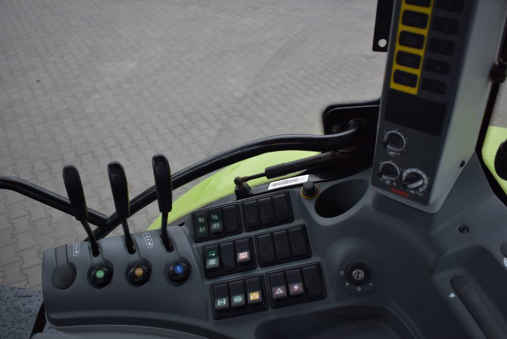 Traktor Claas Arion 630: gambar 11