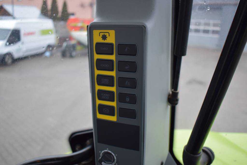 Traktor Claas Arion 630: gambar 13
