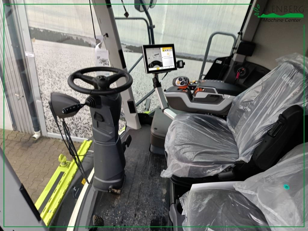 Pemanen gabungan baru Claas Lexion 8700 TT: gambar 11