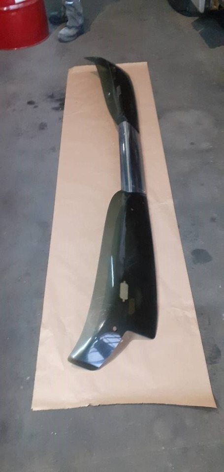 Mercedes-Benz Actros - Pelindung matahari untuk Truk: gambar 4 Mercedes-Benz Actros - Pelindung matahari untuk Truk: gambar 4