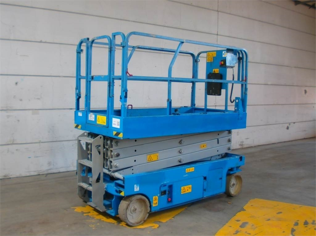 Genie GS2646 - Scissor lifts: gambar 2 Genie GS2646 - Scissor lifts: gambar 2
