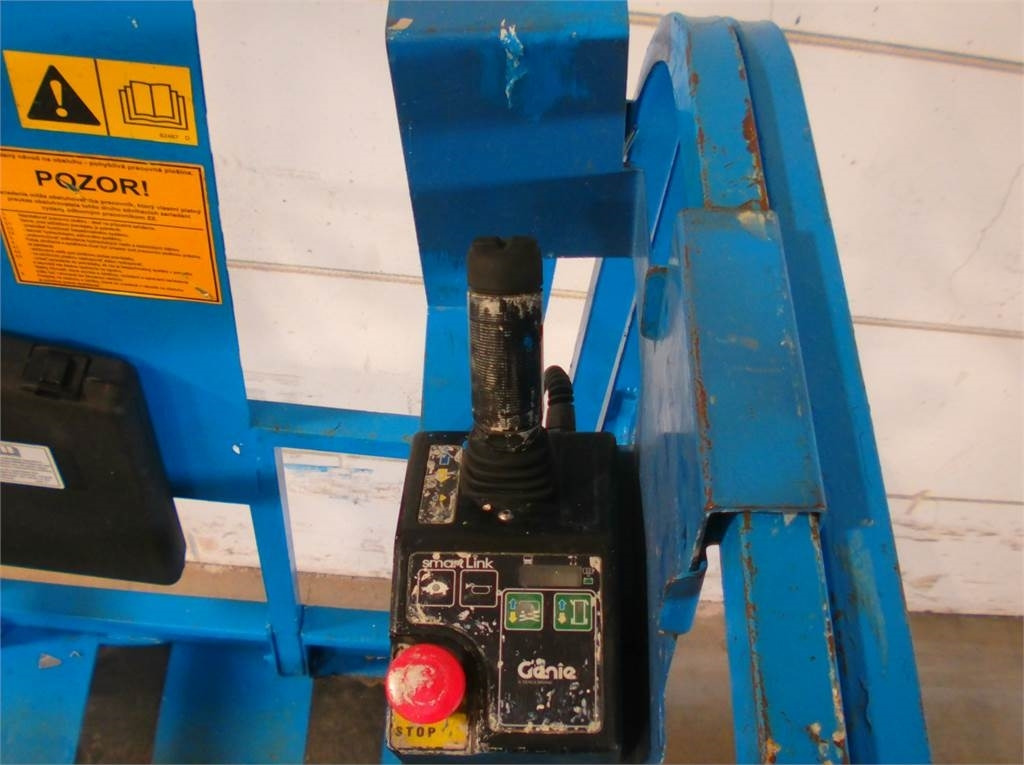 Scissor lifts Genie GS3246: gambar 8 Scissor lifts Genie GS3246: gambar 8