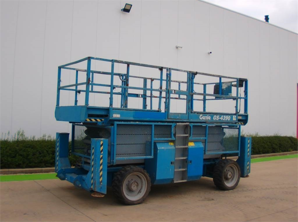 Genie GS4390RT - Scissor lifts: gambar 2 Genie GS4390RT - Scissor lifts: gambar 2