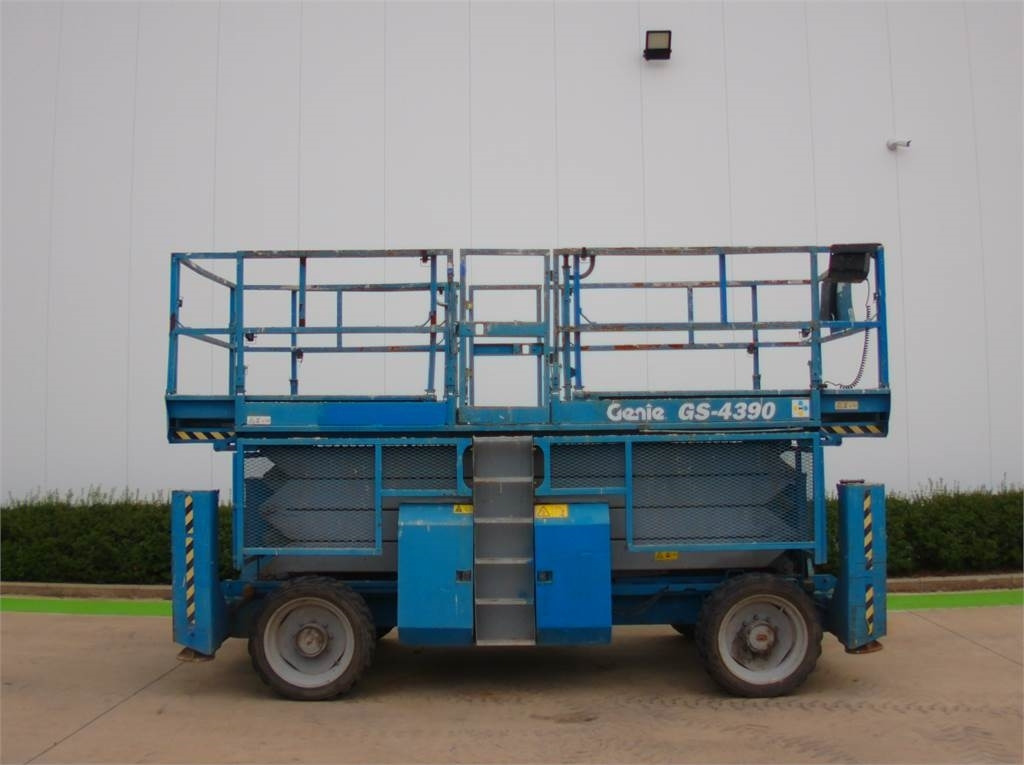 Genie GS4390RT - Scissor lifts: gambar 1 Genie GS4390RT - Scissor lifts: gambar 1