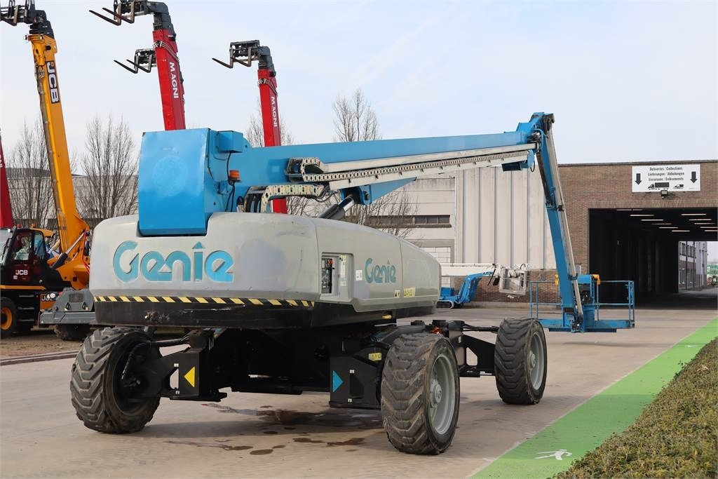 Genie SX135XC - Boom teleskopik: gambar 4 Genie SX135XC - Boom teleskopik: gambar 4