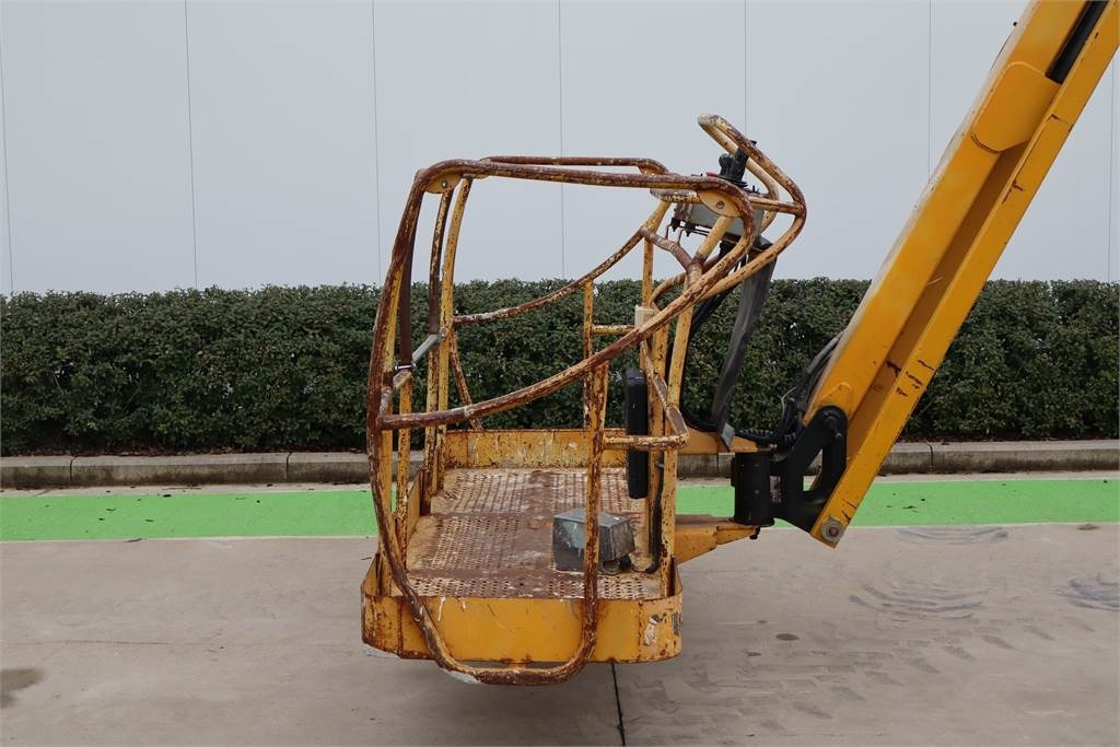 Boom artikulasi Haulotte HA260PX: gambar 11
