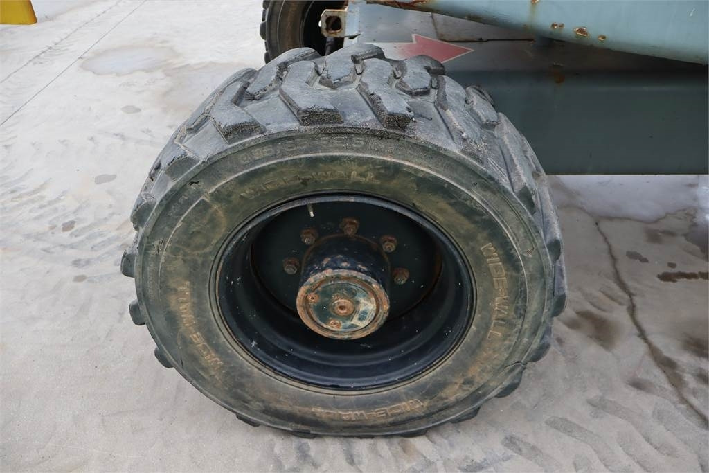 Boom artikulasi Haulotte HA260PX: gambar 14