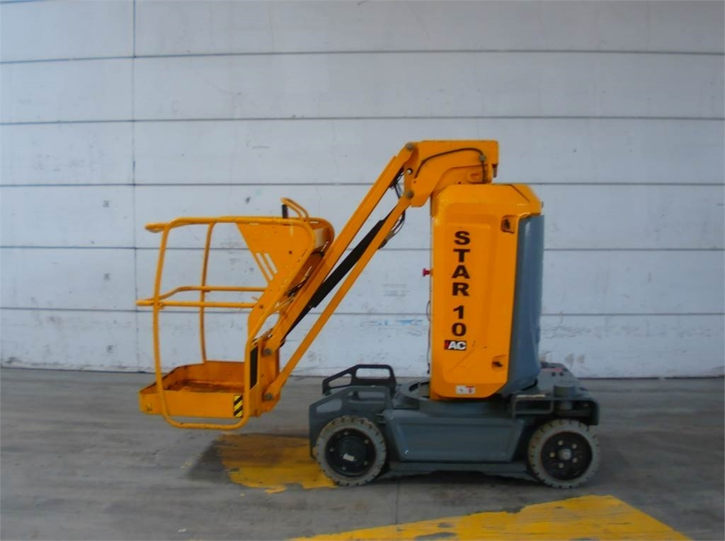 Haulotte STAR 10 - Lift tiang vertikal: gambar 1 Haulotte STAR 10 - Lift tiang vertikal: gambar 1